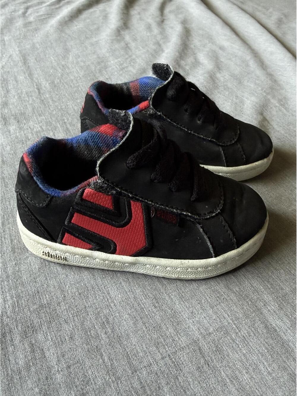Toddler Etnies Fader LS Skate Shoes Black and Red Size 6T Skater Grunge Slip On
